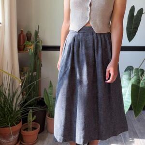 Vintage wool pleated midi skirt
